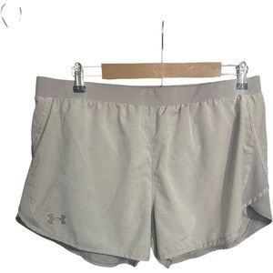Under Armour Women's Shorts Gray Size XL